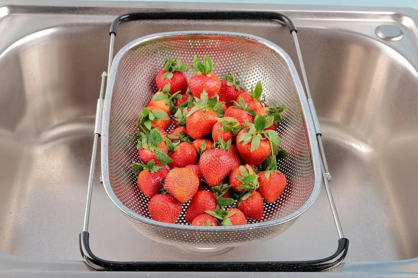 Over The Sink Expandable Colander